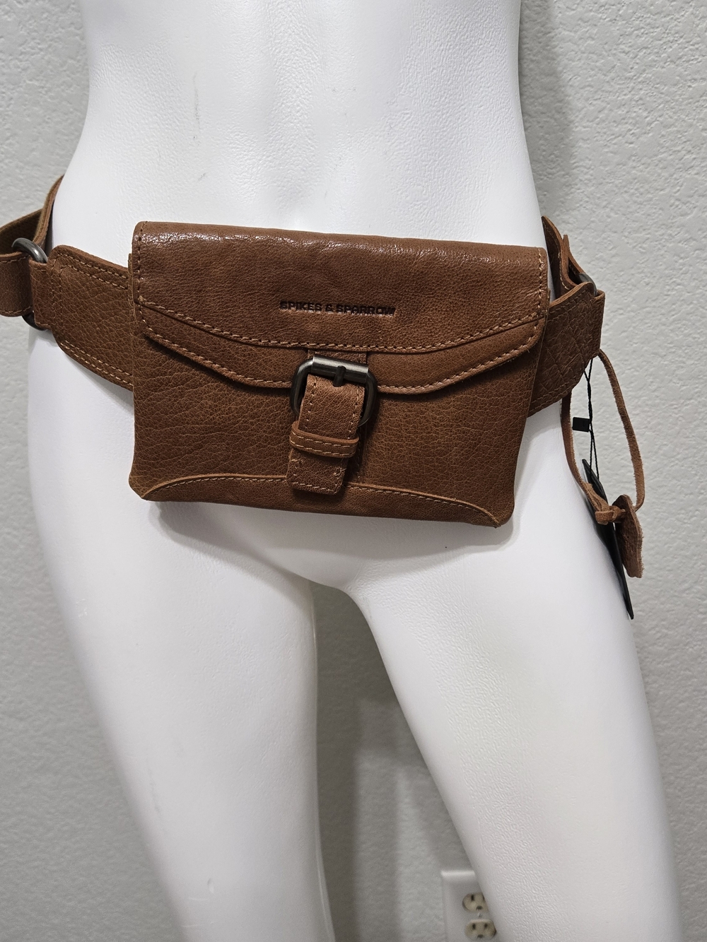 NWT Spikes & Sparrow Brown Leather Belt Bag